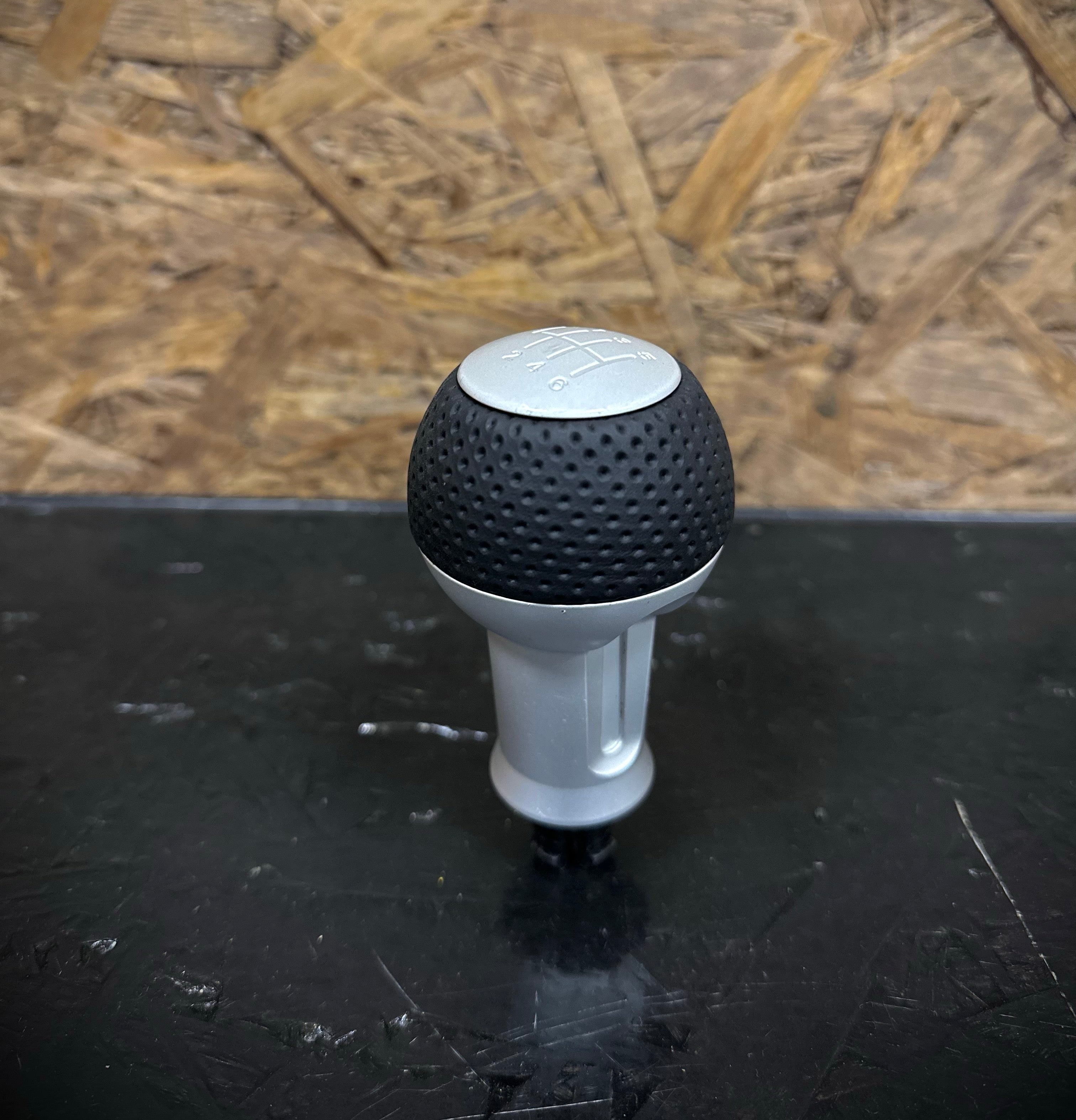 Audi RS4 B7 Knob top part.